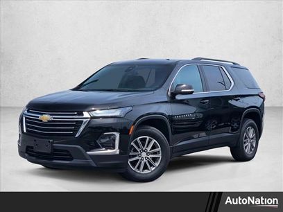 Used 2023 Chevrolet Traverse LT