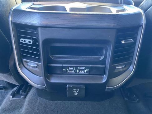 Used 2024 RAM 1500 Laramie image 11