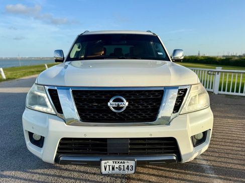 Used 2017 Nissan Armada Platinum w/ Interior Lighting Package RWD image 2