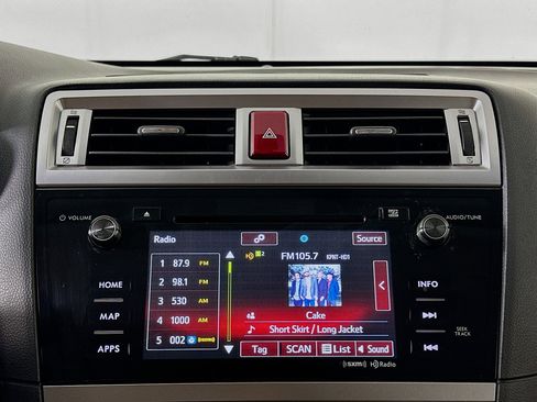 Used 2017 Subaru Outback 2.5i Limited image 21