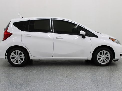 Used 2017 Nissan Versa Note S Plus image 2