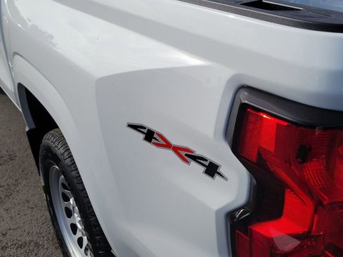 New 2026 Chevrolet Colorado W/T image 21
