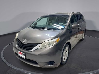 Used 2014 Toyota Sienna LE