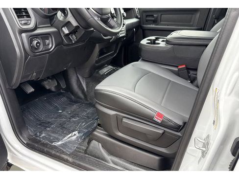 New 2026 RAM 3500 Tradesman w/ Chrome Appearance Group image 13