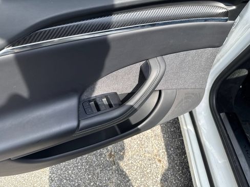 Used 2022 Tesla Model S Plaid AWD/4WD image 13