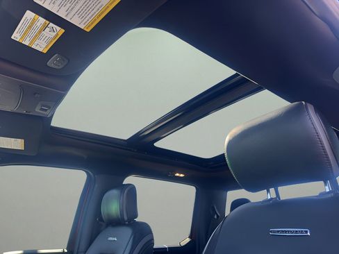 Used 2019 Ford F150 Platinum w/ Equipment Group 701A Luxury image 9