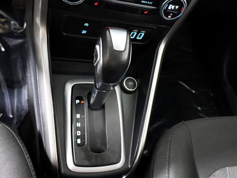 Used 2021 Ford EcoSport SE image 32