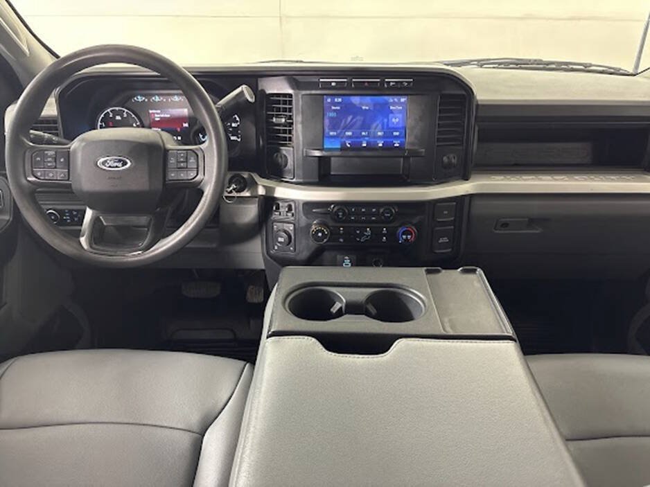 Used 2023 Ford F250 XL w/ FX4 Off-Road Package AWD/4WD image 14