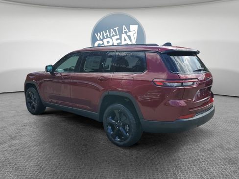 New 2025 Jeep Grand Cherokee L Limited w/ Black Appearance Package AWD/4WD image 6