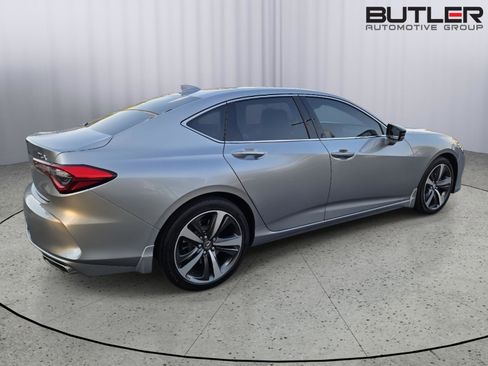 Used 2025 Acura TLX w/ Technology Package image 5