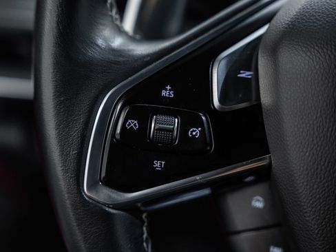 Used 2020 Chevrolet Corvette Stingray Coupe w/ 1LT RWD image 36