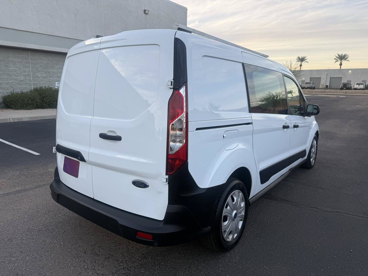 Used 2022 Ford Transit Connect XL FWD image 3