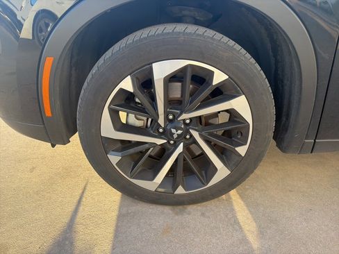 Used 2023 Mitsubishi Outlander SE image 9