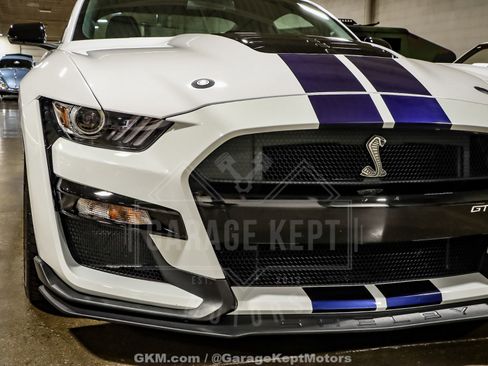 Used 2020 Ford Mustang Shelby GT500 w/ Technology Package RWD image 18