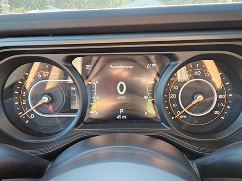 New 2026 Jeep Gladiator Mojave image 14