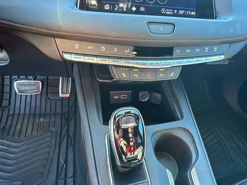 Used 2023 Cadillac XT4 Sport image 31