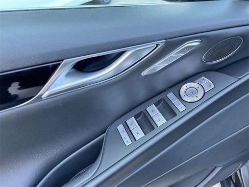 Used 2023 Genesis G80 2.5T image 10