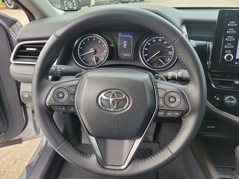 Used 2024 Toyota Camry SE w/ Convenience Package image 23