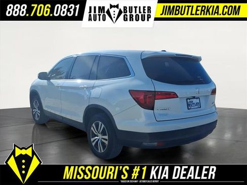 Used 2017 Honda Pilot EX-L image 4