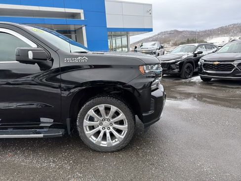 Used 2020 Chevrolet Silverado 1500 High Country w/ Technology Package image 2