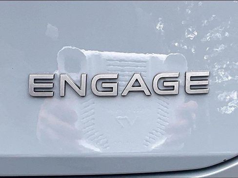 Used 2024 Nissan Ariya FWD image 24