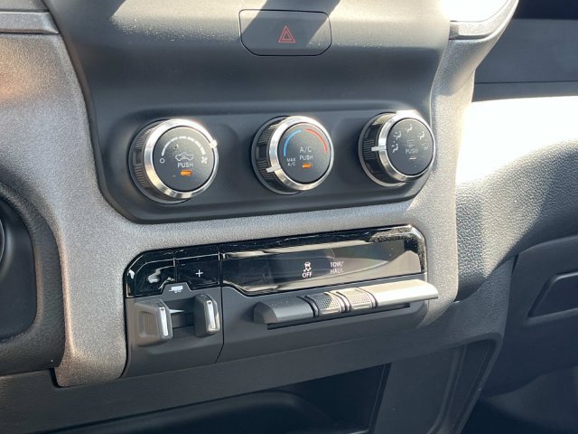 New 2024 RAM 3500 Tradesman AWD/4WD image 26