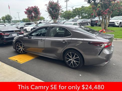 Used 2023 Toyota Camry SE FWD image 21