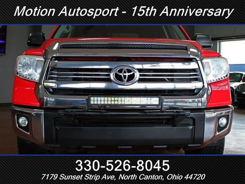 Used 2016 Toyota Tundra SR5 AWD/4WD image 3