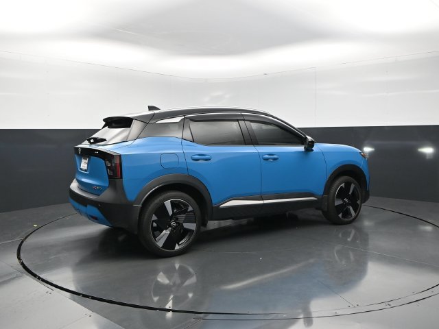 Certified 2025 Nissan Kicks SR AWD/4WD image 7