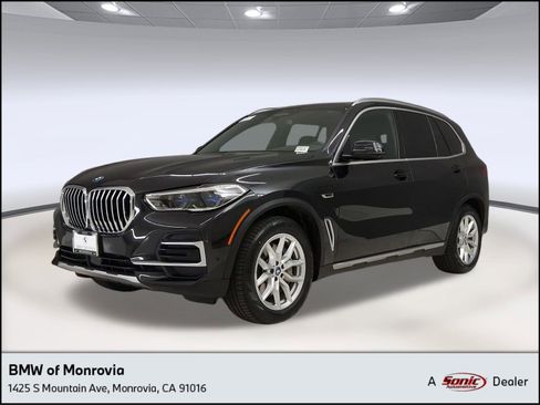 Certified 2023 BMW X5 xDrive45e w/ Executive Package image 1