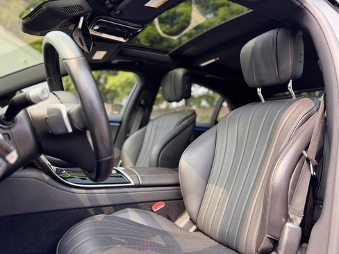 Used 2022 Mercedes-Benz S 500 4MATIC w/ 3D Technology Package image 21