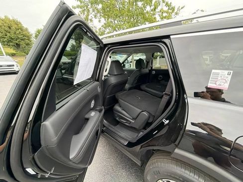 New 2026 Hyundai Palisade SEL FWD image 9