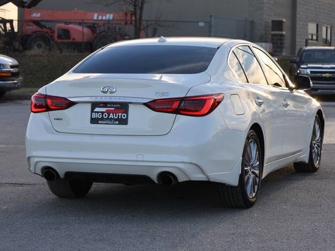 Used 2019 INFINITI Q50 Luxe w/ Essential Package (3.0T Luxe) image 9