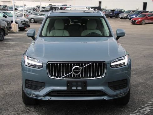 Used 2023 Volvo XC90 B5 Core AWD/4WD image 7