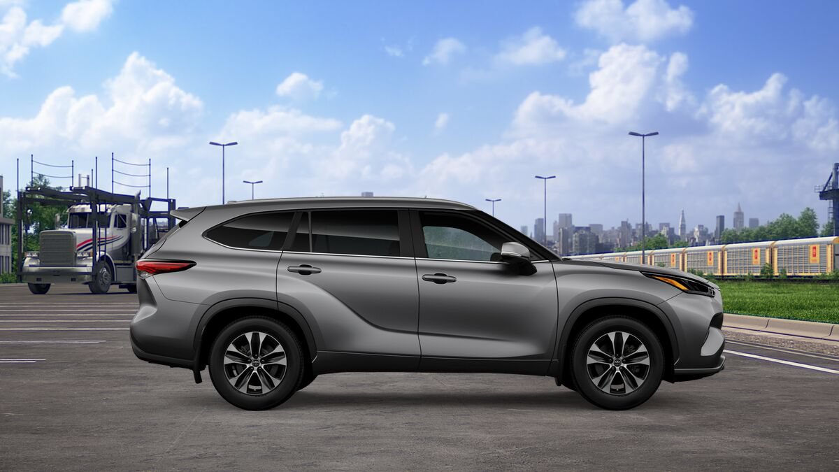New 2026 Toyota Highlander XLE AWD/4WD image 12