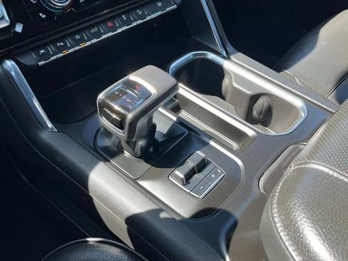 Used 2022 GMC Sierra 1500 Denali w/ Denali Reserve Package image 24