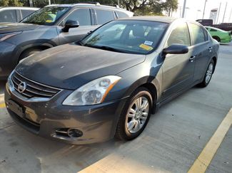 Used 2011 Nissan Altima 2.5 S w/ Convenience Pkg image 1