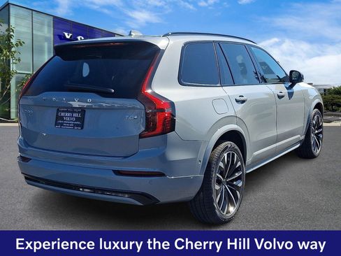 New 2026 Volvo XC90 T8 Ultra w/ Protection Package Premier AWD/4WD image 5