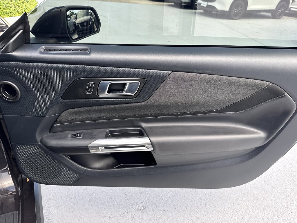 Used 2024 Ford Mustang Coupe RWD image 39