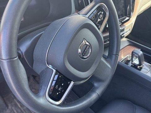 Used 2024 Volvo XC60 B5 Plus w/ Climate Package image 17