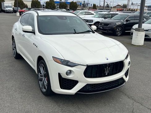 Used 2019 Maserati Levante S GranSport image 5