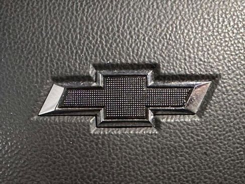 Used 2023 Chevrolet Traverse RS AWD/4WD image 25