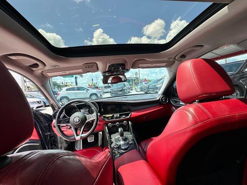 Used 2019 Alfa Romeo Giulia Ti Sport w/ Quick Order Package 22S Sport AWD/4WD image 19