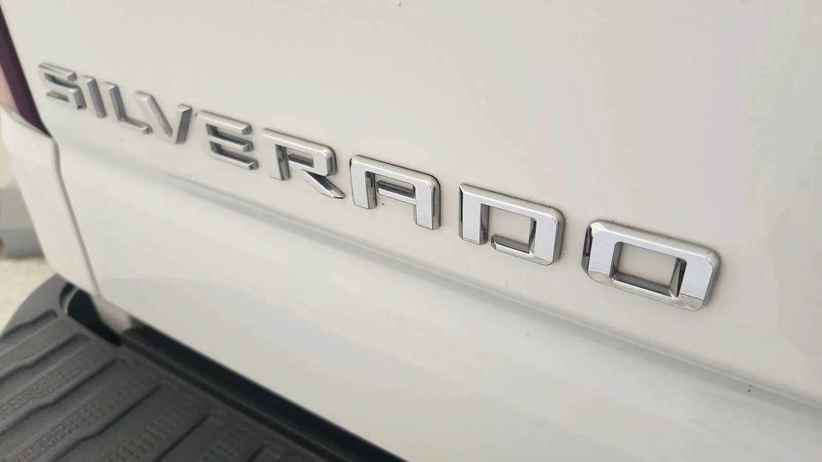 Used 2025 Chevrolet Silverado 1500 RST w/ Convenience Package II AWD/4WD image 34