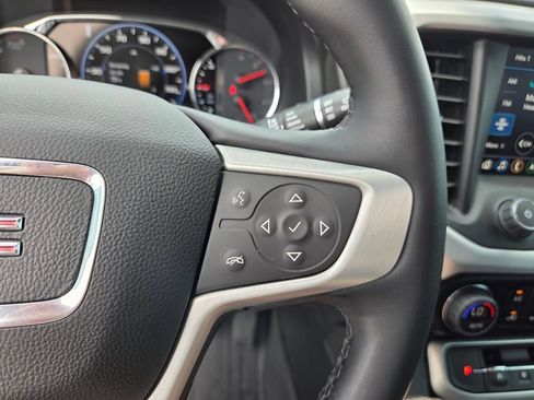 Used 2023 GMC Acadia SLT w/ Elevation Edition FWD image 30