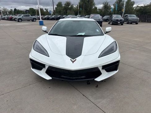 Used 2022 Chevrolet Corvette Stingray Preferred Cpe RWD image 2