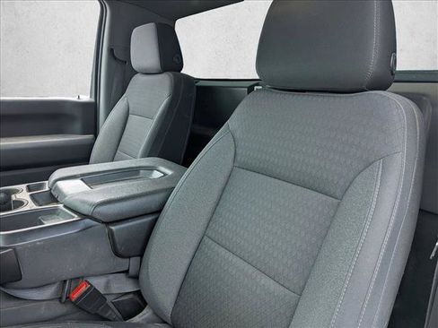 Used 2022 Chevrolet Silverado 2500 W/T w/ WT Convenience Package RWD image 9