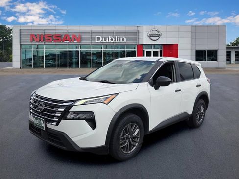 Used 2024 Nissan Rogue S AWD/4WD image 1