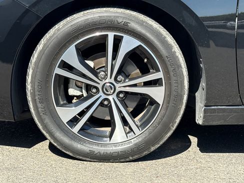 Used 2023 Nissan Sentra SV FWD image 12