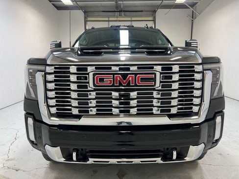 New 2026 GMC Sierra 3500 Denali w/ Snow Plow Prep/Camper Package image 12